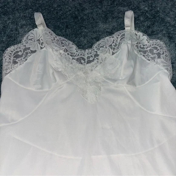 Vintage Sears Full Length Lace Trimmed White Slip Women’s Size 36 Tall - Picture 3 of 6